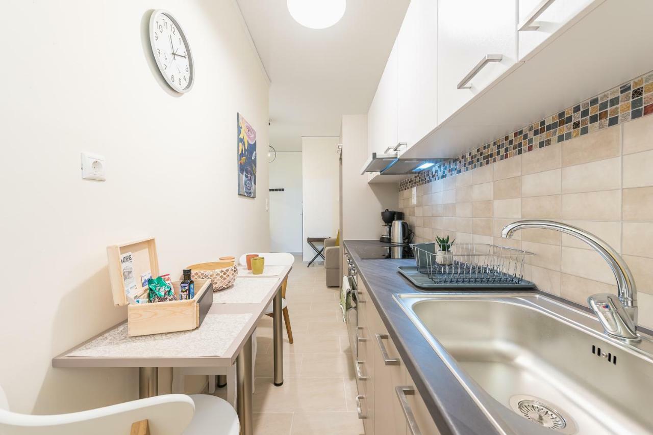 אתונה Stylish Kerameikos Apartment By Cloudkeys מראה חיצוני תמונה